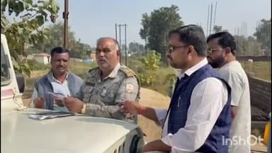 बरवाडीह: बरवाडीह प्रखंड के पुरानी बस्ती स्थित छठ घाट के रास्ते में अतिक्रमण बढ़ने से मामला गरमाया