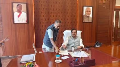 বদরপুর: বদরপুর রেল কলোনির সম্ভাব্য উচ্ছেদের বিষয় নিয়ে মুখ্যমন্ত্রীর দারস্থ হলেন উত্তর করিমগঞ্জের বিধায়ক