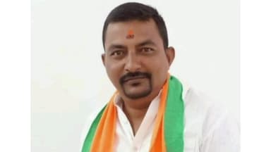 మెట్పల్లి: ఎన్వైసీ పథకం కింద మై భారత్ యూత్ వాలంటీర్స్ ఎంపిక కోసం జిల్లా స్థాయి కమిటీ సభ్యునిగా ధోనికెల నవీన్