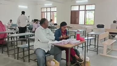 पानसेमल: बड़वानी कलेक्टर ने पानसेमल में SIR कार्य का अवलोकन किया, कार्य को जल्द पूरा करने के निर्देश दिए