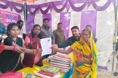 पड़वा: सेवा के अधिकार सप्ताह कार्यक्रम के तहत तुकबेरा पंचायत सचिवालय में शिविर का आयोजन