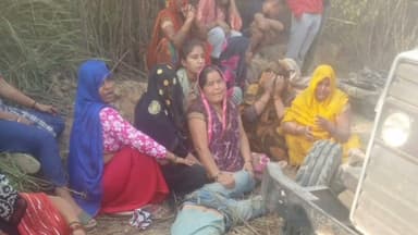 तेज रफ्तार ट्रैक्टर की चपेट में आए बाइक सवार 3 युवक, एक की मौत, दो घायल