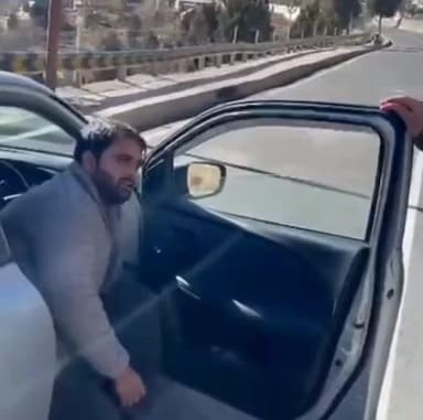 स्पीति: पहाड़ी सड़कों पर सुरक्षा सबसे पहले, SHO केलांग ने पर्यटकों को दिए अहम निर्देश