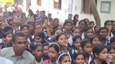 মুর্শিদাবাদ জিয়াগঞ্জ: রাজ্যপাল সিবি আনন্দ বোস-এর মুর্শিদাবাদ সফর: স্কুলের সমস্যা নিয়ে আলোচনা ও পুরস্কার ঘোষণা