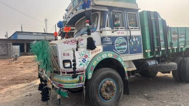 बिजौलिया: बिजौलिया में चोरों के हौंसले बुलंद, बाड़े में खड़े वाहनों से बैटरी और डीजल की चोरी