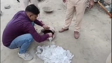 मोतिहारी: पूर्वी चम्पारण मोतिहारी जिले के विभिन्न थाना क्षेत्रों में A.L.T.F ने 4000 लीटर विनिष्ट किया और 04 भट्टी को ध्वस्त किया