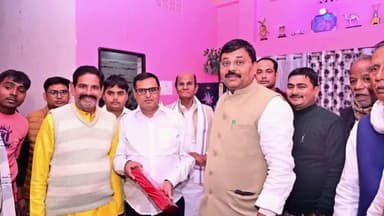 महनार: महनार पहुंचे नवनिर्वाचित विधायक उमेश सिंह कुशवाहा, कई विवाह समारोहों में हुए शामिल