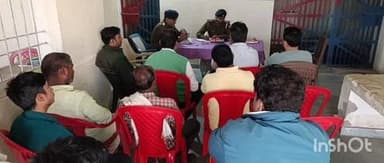 बेनीपट्टी: घोघरडीहा थाना परिसर में पुलिस और जनता के साथ बैठक आयोजित