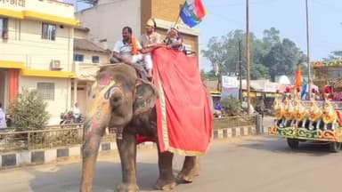 वारासिवनी: वारासिवनी नगर में 24 तीर्थंकरों की पालकी के साथ निकली भव्य शोभायात्रा, हाथी, रथ और झांकियां रहीं आकर्षण का केंद्र