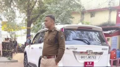 गोरौल: वैशाली एसपी अशोक मिश्रा ने गोरौल थाने का औचक निरीक्षण किया, पुलिस अधिकारियों को दिशा-निर्देश दिए