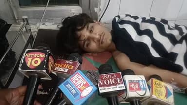 #अलीगढ मुसाफिर खाने पर टूट कर गिरा हाई टेंशन का तार, दो मुसाफिर झूलसे,दोनों घायलों को जिला अस्पताल उपचार के लिए लाया गया...