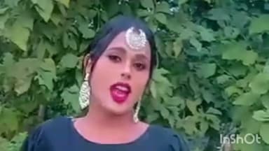 मरौना: सुपौल की कलाकार जूली बाबू ने खेत-खलिहान में दी गायन और नृत्य की प्रस्तुति, सोशल मीडिया पर हुई वायरल