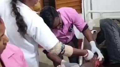 डुमरी: बुधनी पुल के पास अनियंत्रित बाइक डिवाइडर से टकराई, तीन घायल