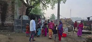 कोचाधामन: बिशनपुर वार्ड संख्या 3 में सड़क निर्माण को लेकर मुखिया ने किया निरीक्षण, दिए दिशा निर्देश