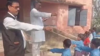 मशरक: विभिन्न सरकारी विद्यालयों में नशीले पदार्थों के दुष्प्रभाव के बारे में बताने के लिए निकाली गई प्रभात फेरी