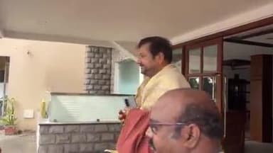 சிதம்பரம்: சிதம்பரம் நடராஜர் கோவிலில் திரைப்பட நடிகர் ஜெயராம் சாமி தரிசனம் செய்தார்