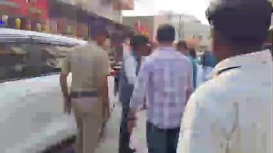 शिरोळ: नृसिंहवाडी दत्त जयंतीच्या पार्श्वभूमीवर जिल्हाधिकारी अमोल येडगे व पोलीस अधीक्षक योगेशकुमार गुप्ता यांनी घेतला आढावा