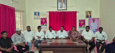 కోరుట్ల: 29న జిల్లా బిఆర్ఎస్ పార్టీ కార్యాలయంలో జరిగే దీక్ష దివాస్ ను విజయవంతం చేయండి జిల్లా BRS అధ్యక్షులు విద్యాసాగర్ రావు