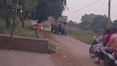 मझौली: मड़वास और कुसमी थाना क्षेत्र में बिना नंबर की गाड़ियां कर रही अवैध रेत का खनन, कार्रवाई नहीं