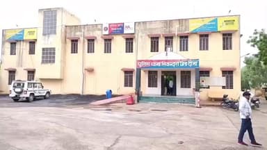 सिकराय: गीजगढ़ में सड़क हादसे में 2 युवकों की मौत, तेज रफ्तार बाइक के सामने अचानक सियार आने से हुआ हादसा