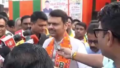 उमरेड: लाडकी बहीण योजनेचे श्रेय कोणाला?: महायुती सरकार एकत्र सर्व योजना तिन्ही पक्षाच्या ; मुख्यमंत्री देवेंद्र फडणवीस