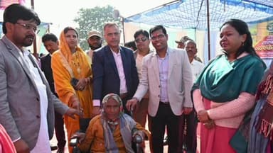 कुडू: हर ग्रामीण तक सेवा पहुंचाना सरकार की प्राथमिकता, योजनाओं का लाभ लें: सचिव श्री चंद्रशेखर