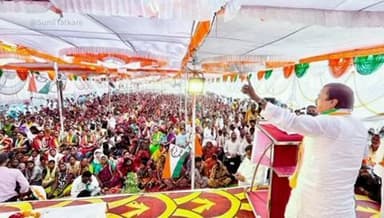 अलिबाग: लोहा येथे राष्ट्रवादी काँग्रेस पक्षाचे नगराध्यक्ष पदाचे उमेदवार पवार शरद नामदेव यांच्यासह नगरसेवक पदाच्या उमेदवारांसाठी प्रचार सभा