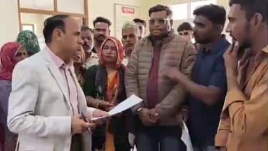 पुष्कर: सरकारी नाले पर अवैध अतिक्रमण हटवाने और सुशीला किन्नर को पवन करने के लिए उपखंड अधिकारी को दिया ज्ञापन