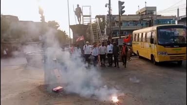 ಭಾಲ್ಕಿ: ಪೋಕ್ಸೊ ಪ್ರಕರಣಗಳಲ್ಲಿ ಶ್ರೀ ಶಿವಮೂರ್ತಿ ಮುರುಘಾ ಶರಣರು ನಿರ್ದೋಷಿ ಎಂದು ಬಿಡುಗಡೆ; ಪಟ್ಟಣದಲ್ಲಿ ಬಸವಪರ ಸಂಘಟನೆಗಳಿಂದ ಸಂಭ್ರಮಾಚರಣೆ