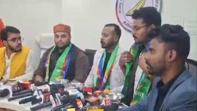 कांके: हरमू स्थित आजसू कार्यालय में आजसू छात्र संघ ने कहा- शिक्षा के लिए भिक्षा जनाक्रोश मार्च निकाला जाएगा