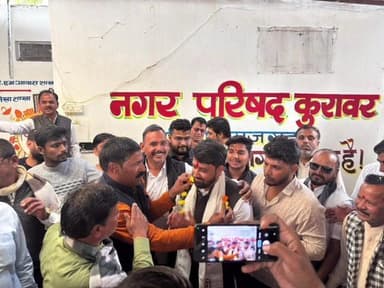नरसिंहगढ़: कुरावर में भाजपा युवा मोर्चा के प्रदेश अध्यक्ष श्याम टेलर का मोहन शर्मा और कार्यकर्ताओं ने किया स्वागत