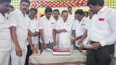 வாலாஜாபாத்: திம்மராஜன்பேட்டையில் வாலாஜாபாத் தெற்கு ஒன்றிய திமுக சார்பில் துணை முதல்வர் உதயநிதி ஸ்டாலின் பிறந்தநாள் முன்னிட்டு விழா கொண்டாட்டம்