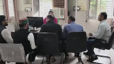 कालका: वर्कशॉप कालका की उत्तरीय रेलवे मजदूर यूनियन ब्रांच ने हॉस्पिटल का निरीक्षण कर हालातों का जायजा लिया