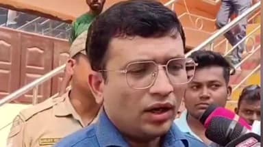 ଜଳେଶ୍ବର: ବ୍ରିଜରେ ଭାରୀଯାନ ଯୋଗୁଁ ପୋଲର ଶୋଚନୀୟ ଅବସ୍ଥା,ଶିଖରପୁର ବ୍ରିଜ କୁ ନେଇ ଜିଲ୍ଲାପାଳଙ୍କ ପ୍ରତିକ୍ରିୟା