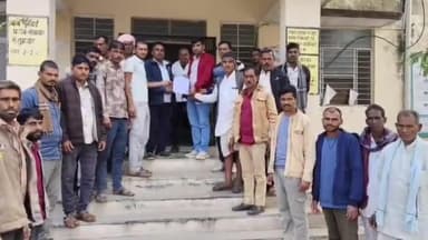 गंगधार: ग्राम पंचायत भड़का में मेरुखेड़ी गांव को जोड़ने पर ग्रामीणों ने जताई आपत्ति, उग्र आंदोलन और मतदान बहिष्कार की दी चेतावनी