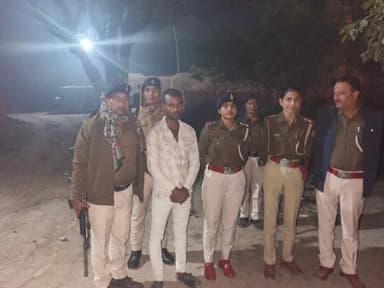 ठाकुरगंज: ठाकुरगंज प्रखंड के पौआखाली थाना क्षेत्र में पॉक्सो मामले का फरार आरोपी मोतिहारी से गिरफ्तार