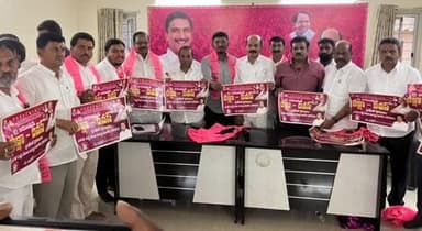 జహీరాబాద్: సంగారెడ్డి జిల్లా కేంద్రంలో దీక్ష దివాస్ లో పాల్గొన్న ఎమ్మెల్యే మాణిక్ రావు