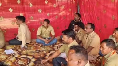 ଜମନକିରା: ଜମନକିରା ସାପ୍ତାହିକ ହାଟରେ ଓଡ଼ିଶା ଡ୍ରାଇଭର ମହାସଂଘ ପକ୍ଷରୁ ସାଧାରଣ ସଭା ଅନୁଷ୍ଠିତ