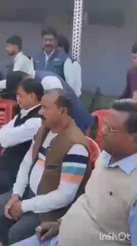 पलिया: पलिया विधायक रोमी साहनी ने बोझिया गांव में दिवंगतों के परिजनों को ढांढस बंधाया, कहा- दुख की इस घड़ी में मैं आपके साथ हूं