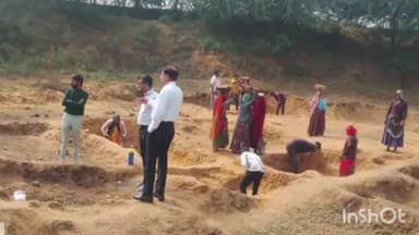 દાંતીવાડા: જિલ્લા વિકાસ અધિકારીએ મનરેગાના ચાલતા કામોના સ્થળે પહોંચીને સમીક્ષા કરી.