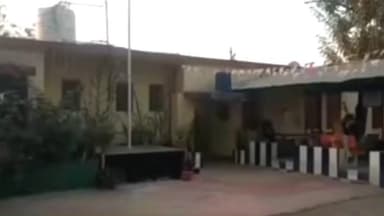 गंगाखेड: सह शिक्षकाची नोकरी लावतो म्हणून 26 लाखांची फसवणूक गंगाखेड पोलीस ठाण्यात दोघांविरोधात गुन्हा दाखल