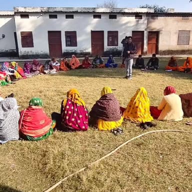 थानागाजी: झीरी गांव में संविधान दिवस के अवसर पर चेतना महिला समूह ने बैठक का आयोजन किया