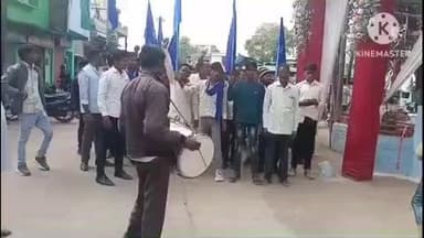 खुरई: बाबा साहब के अपमान पर दलित समुदाय का प्रदर्शन, अधिवक्ता अनिल मिश्रा पर कार्रवाई की मांग