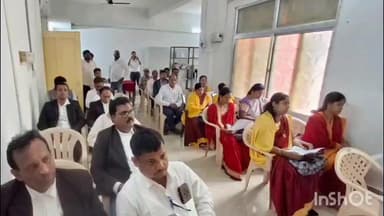 ସୋରଡା: ସମ୍ବିଧାନ ଦିବସ ଅବସରରେ ସୋରଡ଼ା ନ୍ୟାୟାଳୟ ପରିସରରେ ତାଲୁକ୍ ଆଇନ ସେବା କମିଟି ଆନୁକୁଲ୍ୟରେ ସମ୍ବିଧାନ ଦିବସ ଅନୁଷ୍ଠିତ ହୋଇଯାଇଛି।