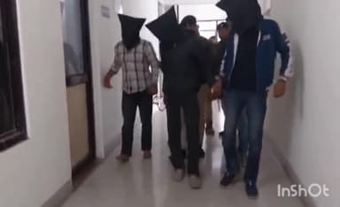 मुरार: मुरार सदर बाजार में दिनदहाड़े फायरिंग, पुलिस ने 48 घंटे में 3 इनामी बदमाश पकड़े