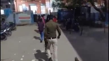 काराकाट: बरडीहा रेड लाइट एरिया से 17 नाबालिग लड़कियां बरामद, तीन तस्कर गिरफ्तार