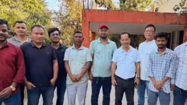 বিজনী ভাগ: বিজনীত বিজনীৰ মহকুমাধিপতিক মদ-জুৱা বন্ধ কৰাৰ দাবীত বিজনী জিলা যুৱ UPPLৰ স্মাৰক পত্ৰ প্ৰদান