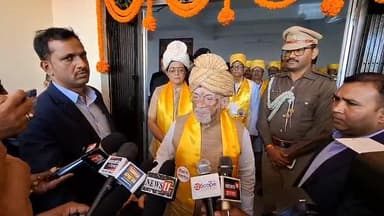 महामहिम राज्यपाल संतोष गंगवार गगंवार मिडिया को संबोधित करते हुए।
#citilivejharkhand #facebookreelsvideo #nonfollowers #v...