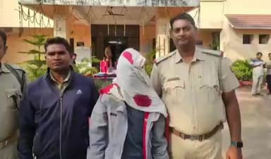 ରାଜଗାଙ୍ଗପୁର: ଫେରାର ହତ୍ୟାକାରୀ କୁ ୧୮ ବର୍ଷ ପରେ ଗିରଫ କରି ଜେଲ ପଠାଇଲା ପୋଲିସ