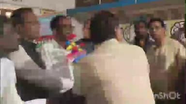 হরিশ্চন্দ্রপুর ২: মুখ্যমন্ত্রীর জেলা সফরকে কেন্দ্র করে হরিশ্চন্দ্রপুর কার্যালয়ে সভায় আসলেন রাজ্যসভার সাংসদ সহ নেতৃত্ব